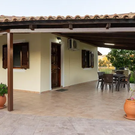 Notio In Laganas * Mesokhórion